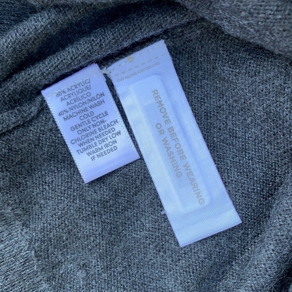 NWOT ANN TAYLOR LOFT Petites Gray V-Neck Swing Sweater Dress - Picture 13 of 14